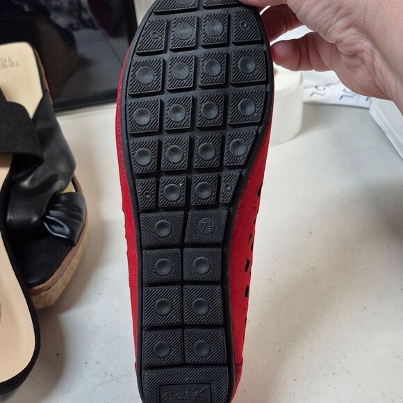 Victoria K Size 7.5 Red Flats - New - Picture 6 of 6